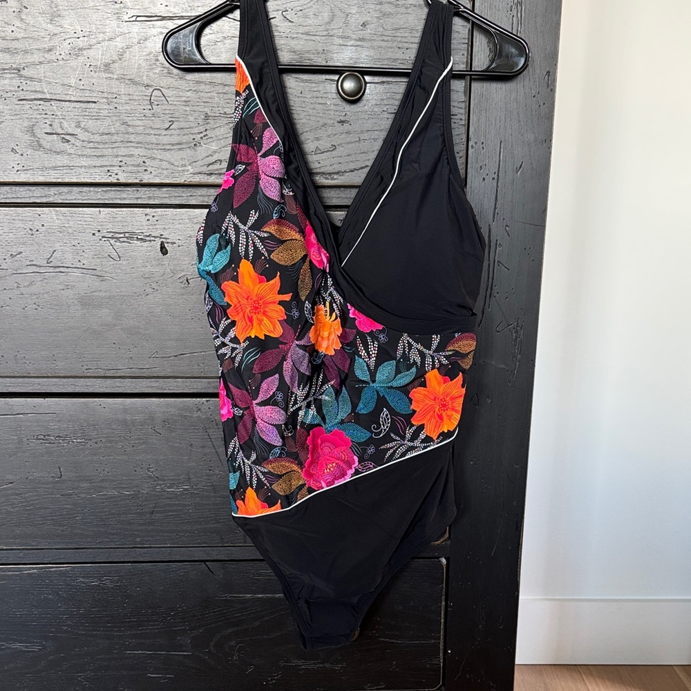 Cupshe Black Floral One Piece Swimsuit